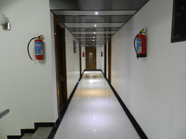 Hotel Parth Inn Ghaziabad Eksteriør bilde