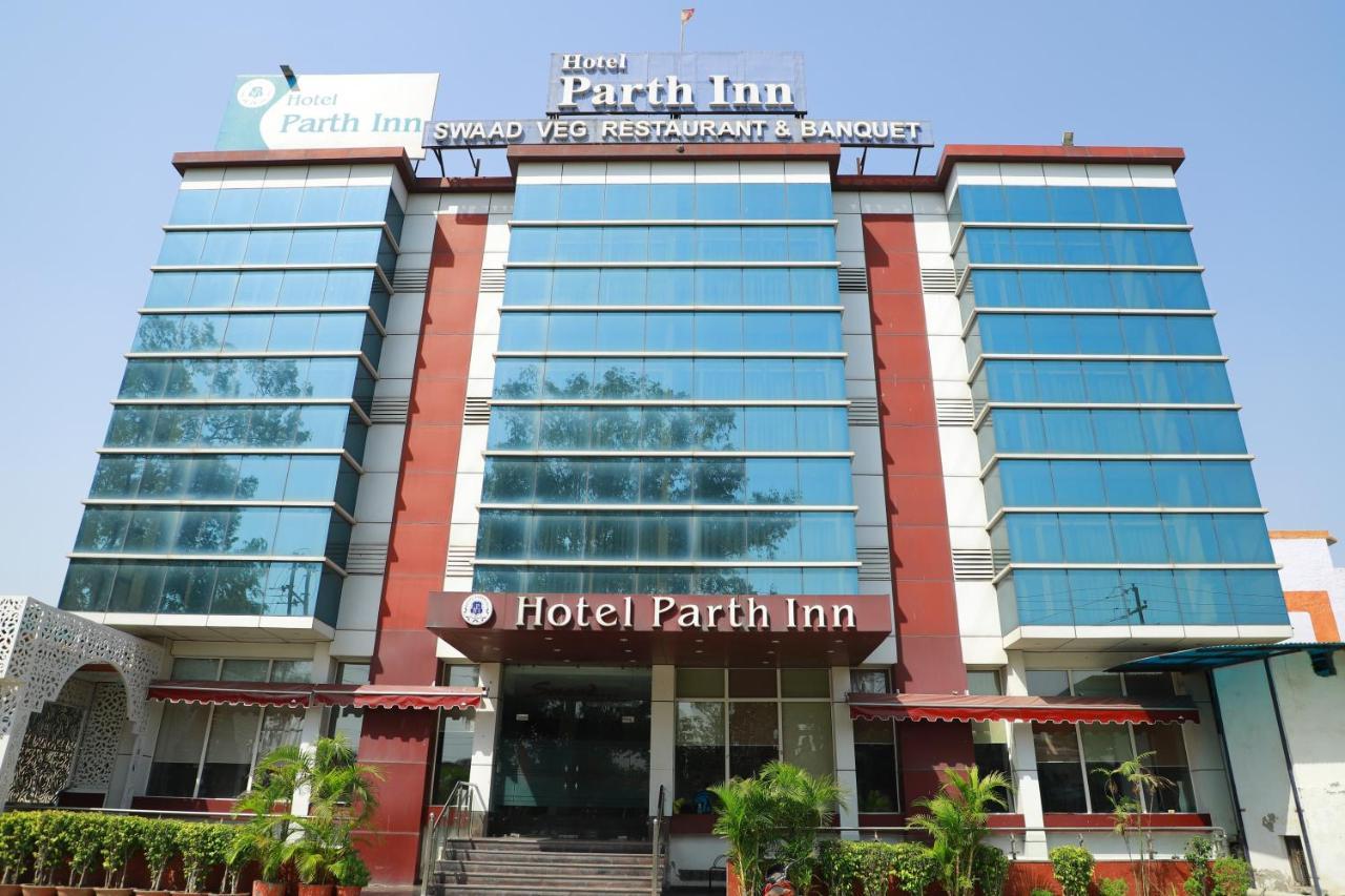 Hotel Parth Inn Ghaziabad Eksteriør bilde