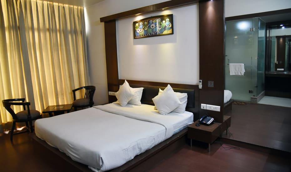 Hotel Parth Inn Ghaziabad Eksteriør bilde