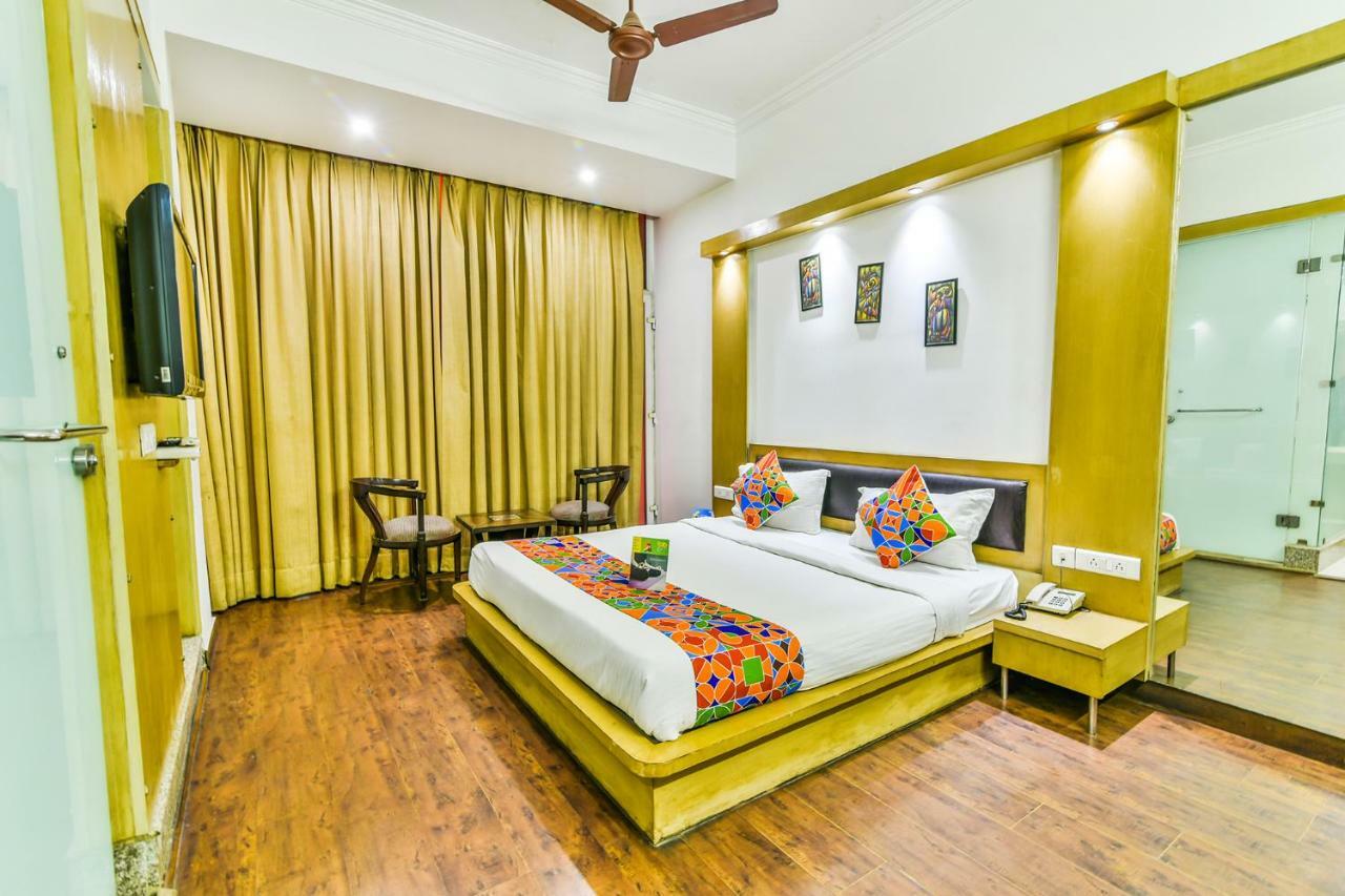 Hotel Parth Inn Ghaziabad Eksteriør bilde
