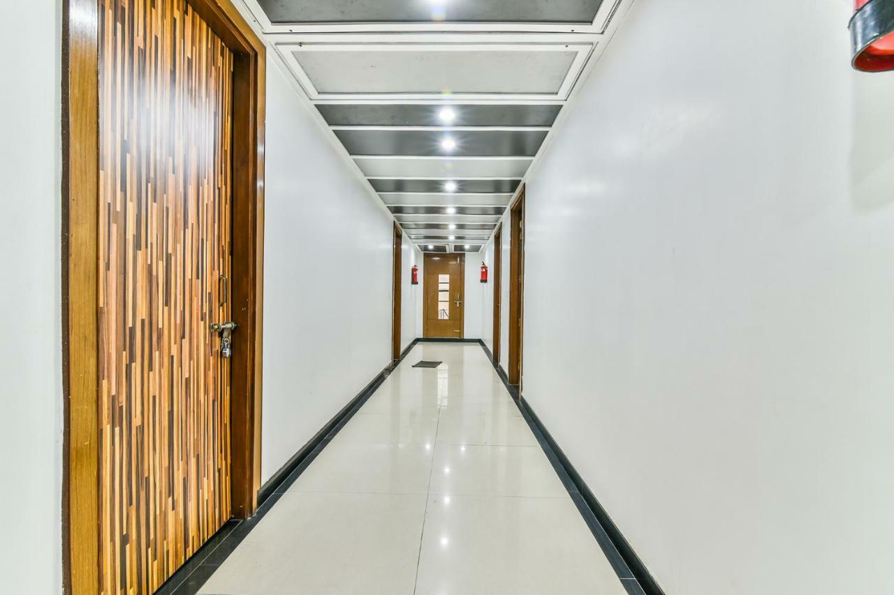 Hotel Parth Inn Ghaziabad Eksteriør bilde