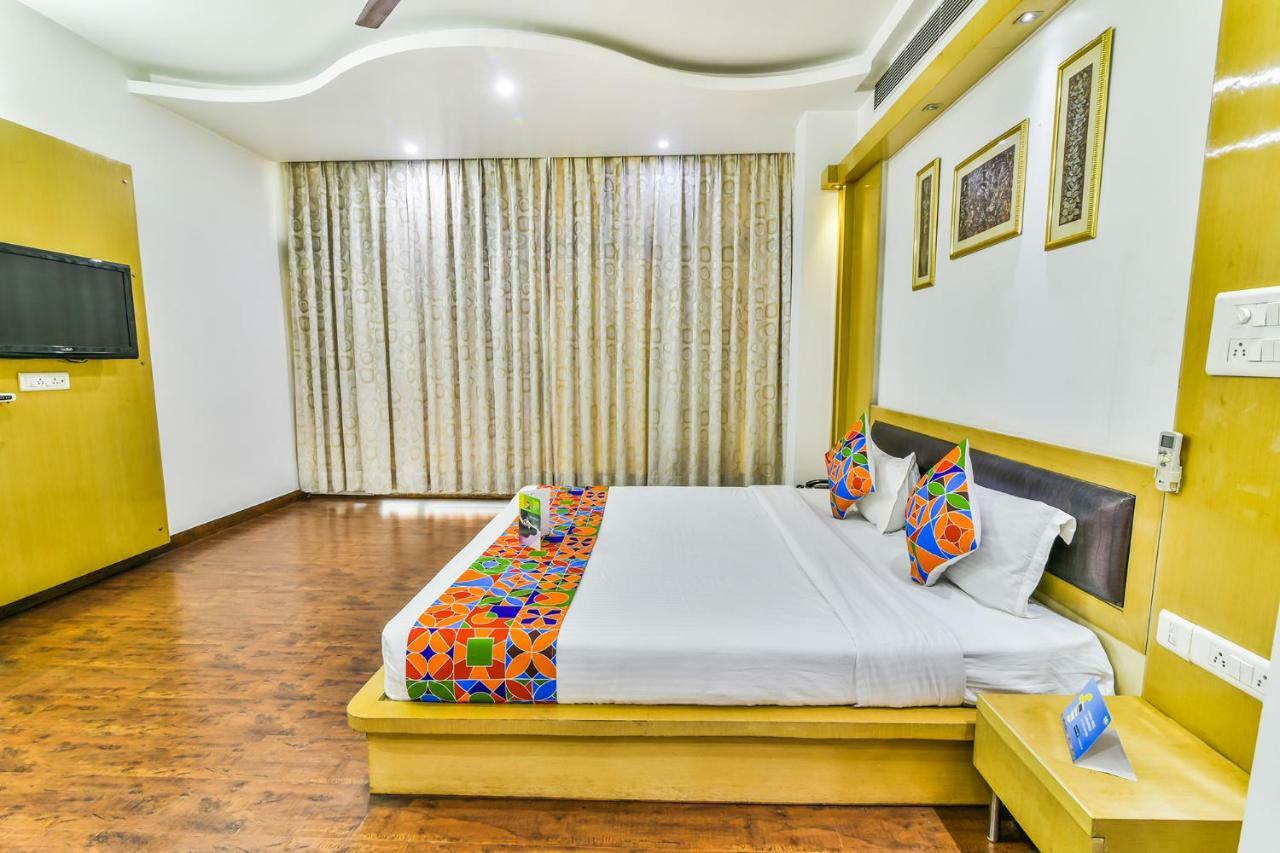 Hotel Parth Inn Ghaziabad Eksteriør bilde